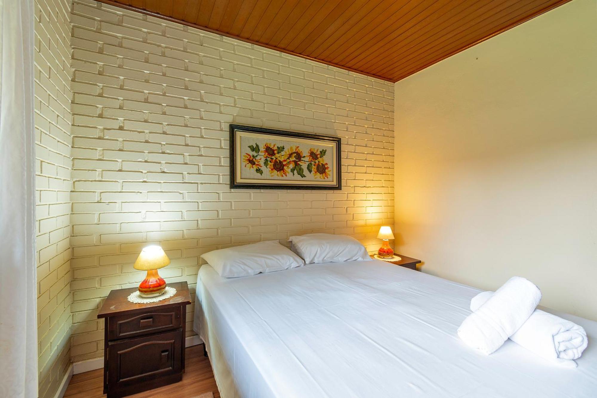 グラマド Linda Casa 5 Quartos No Lago Negroヴィラ エクステリア 写真
